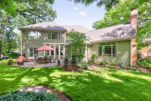 770 Reserve Ct, South Elgin, IL 60177 - Photo 2