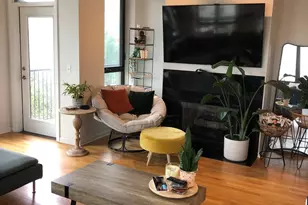 343 W Old Town Ct, Chicago, IL 60610 - Photo 8