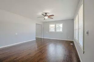 302 Freehauf St, Lemont, IL 60439 - Photo 6