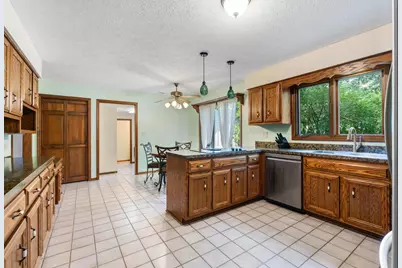 22214 S Gawain Drive, Joliet, IL 60404 - Photo 2