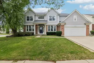 1201 Sterling Dr, Mundelein, IL 60060 - Photo 1