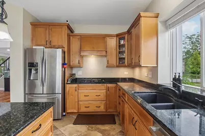 1201 Sterling Drive, Mundelein, IL 60060 - Photo 16