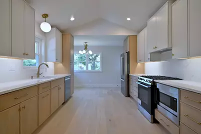 800 S Swain Avenue, Elmhurst, IL 60126 - Photo 14
