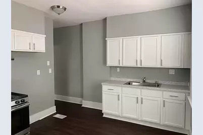 325 N 7th Street, Dekalb, IL 60115 - Photo 2