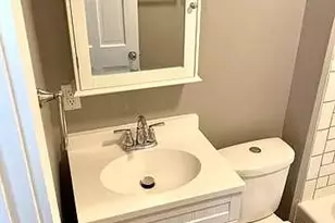 325 N 7th St, Dekalb, IL 60115 - Photo 10