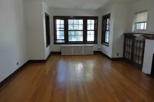 5700 N Artesian Ave, Chicago, IL 60659 - Photo 2