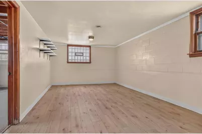 137 W Glengate Avenue, Chicago Heights, IL 60411 - Photo 18