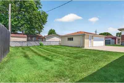 137 W Glengate Avenue, Chicago Heights, IL 60411 - Photo 22