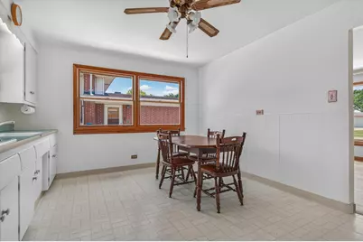 137 W Glengate Avenue, Chicago Heights, IL 60411 - Photo 8