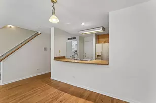 4930 S Cornell Ave, Chicago, IL 60615 - Photo 12