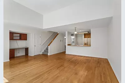 4930 S Cornell Avenue #E, Chicago, IL 60615 - Photo 8