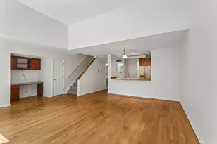 4930 S Cornell Ave, Chicago, IL 60615 - Photo 8