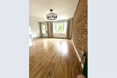 919 W Irving Park Road #3F, Chicago, IL 60613 - Photo 2