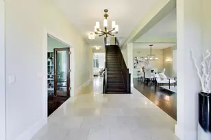 535 Cedar St, Park Ridge, IL 60068 - Photo 2