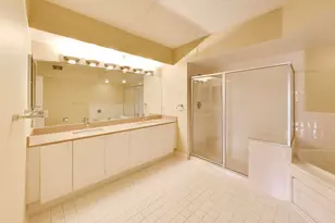 201 N Vail Ave, Arlington Heights, IL 60004 - Photo 12