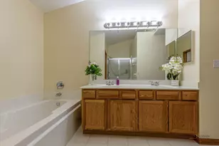 1283 Georgetown Way, Vernon Hills, IL 60061 - Photo 26