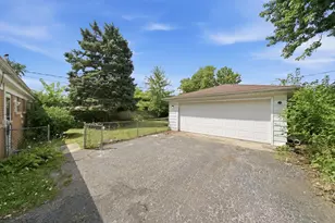 364 N Biermann Ave, Villa Park, IL 60181 - Photo 22