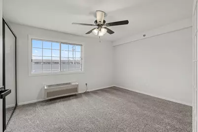 3170 W Monroe Street #212, Waukegan, IL 60085 - Photo 10