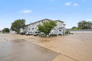 3170 W Monroe St, Waukegan, IL 60085 - Photo 2