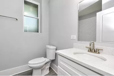 2007 S Allport Street #3R, Chicago, IL 60608 - Photo 6