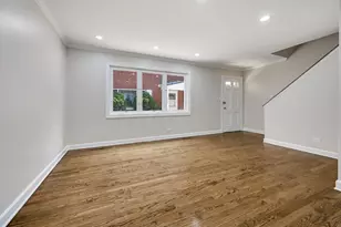 1715 W Thome Ave, Chicago, IL 60660 - Photo 2