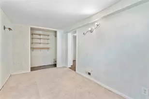 3323 N Hamlin Ave, Chicago, IL 60618 - Photo 30