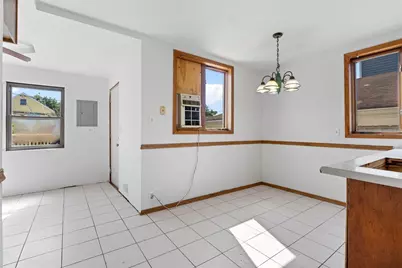 3323 N Hamlin Avenue, Chicago, IL 60618 - Photo 10