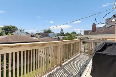3323 N Hamlin Avenue, Chicago, IL 60618 - Photo 32