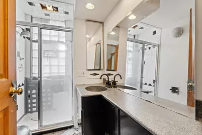 3323 N Hamlin Avenue, Chicago, IL 60618 - Photo 14