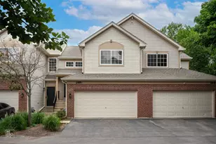 268 Southwicke Dr, Streamwood, IL 60107 - Photo 1