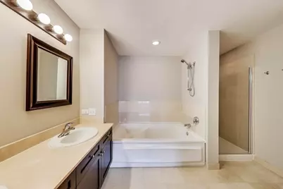 720 W Randolph Street #1003, Chicago, IL 60661 - Photo 12