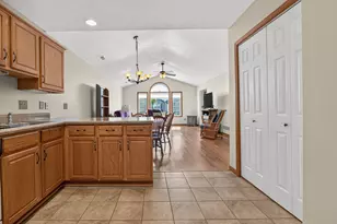 3707 Wine Way, Bloomington, IL 61704 - Photo 10