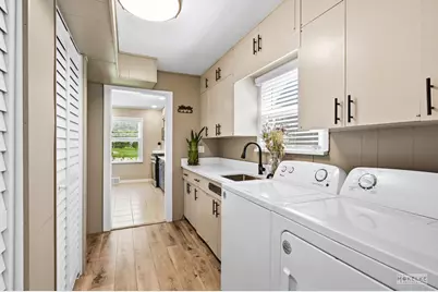 125 W Adams Street, Villa Park, IL 60181 - Photo 10