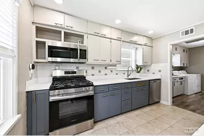125 W Adams Street, Villa Park, IL 60181 - Photo 8