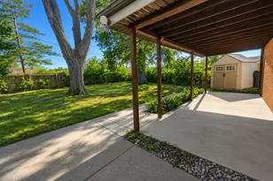 6925 Elder Ct, Bridgeview, IL 60455 - Photo 10