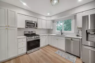 961 N Midlothian Rd, Mundelein, IL 60060 - Photo 10