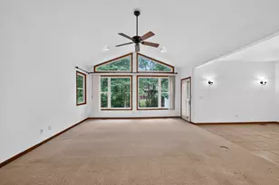 862 Briggs Ave, Dixon, IL 61021 - Photo 8