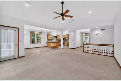 862 Briggs Avenue, Dixon, IL 61021 - Photo 10