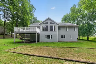 862 Briggs Ave, Dixon, IL 61021 - Photo 2