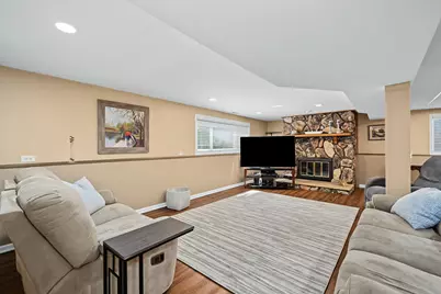6930 Blue Flag Avenue, Woodridge, IL 60517 - Photo 24