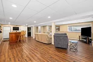 6930 Blue Flag Ave, Woodridge, IL 60517 - Photo 26