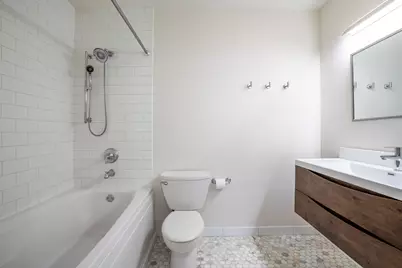 2333 W Saint Paul Avenue #129, Chicago, IL 60647 - Photo 12