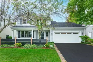 751 Alexandra Blvd, Crystal Lake, IL 60014 - Photo 1