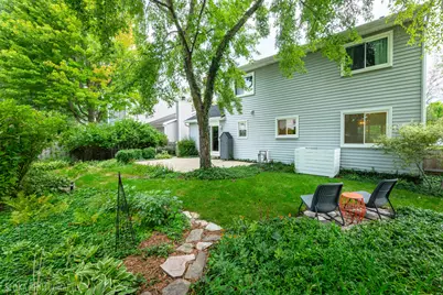 751 Alexandra Boulevard, Crystal Lake, IL 60014 - Photo 30
