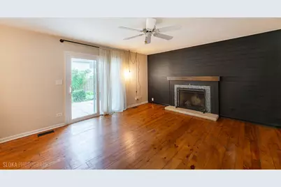 751 Alexandra Boulevard, Crystal Lake, IL 60014 - Photo 14