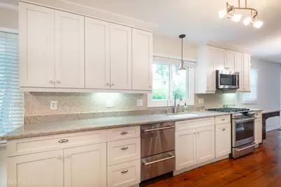 751 Alexandra Boulevard, Crystal Lake, IL 60014 - Photo 10