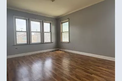 2320 N Mulligan Avenue, Chicago, IL 60639 - Photo 2