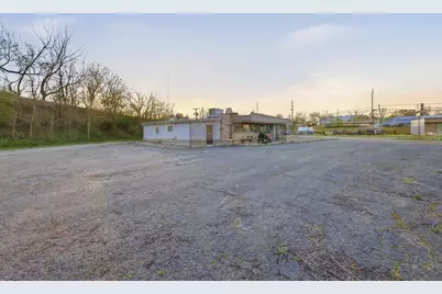 682 Park Avenue, Genoa, IL 60135 - Photo 48