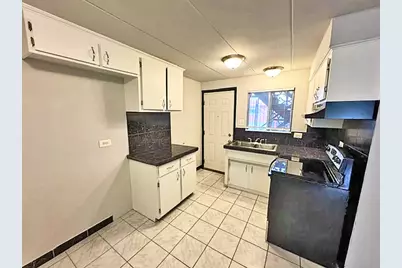 14500 S Torrence Avenue, Burnham, IL 60633 - Photo 10