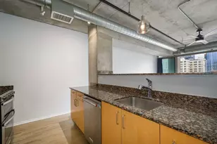 700 W Van Buren St, Chicago, IL 60607 - Photo 6